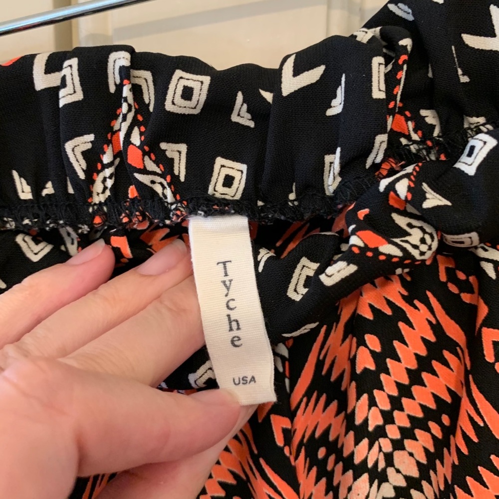 Patterned shorts - Picture 3 of 3